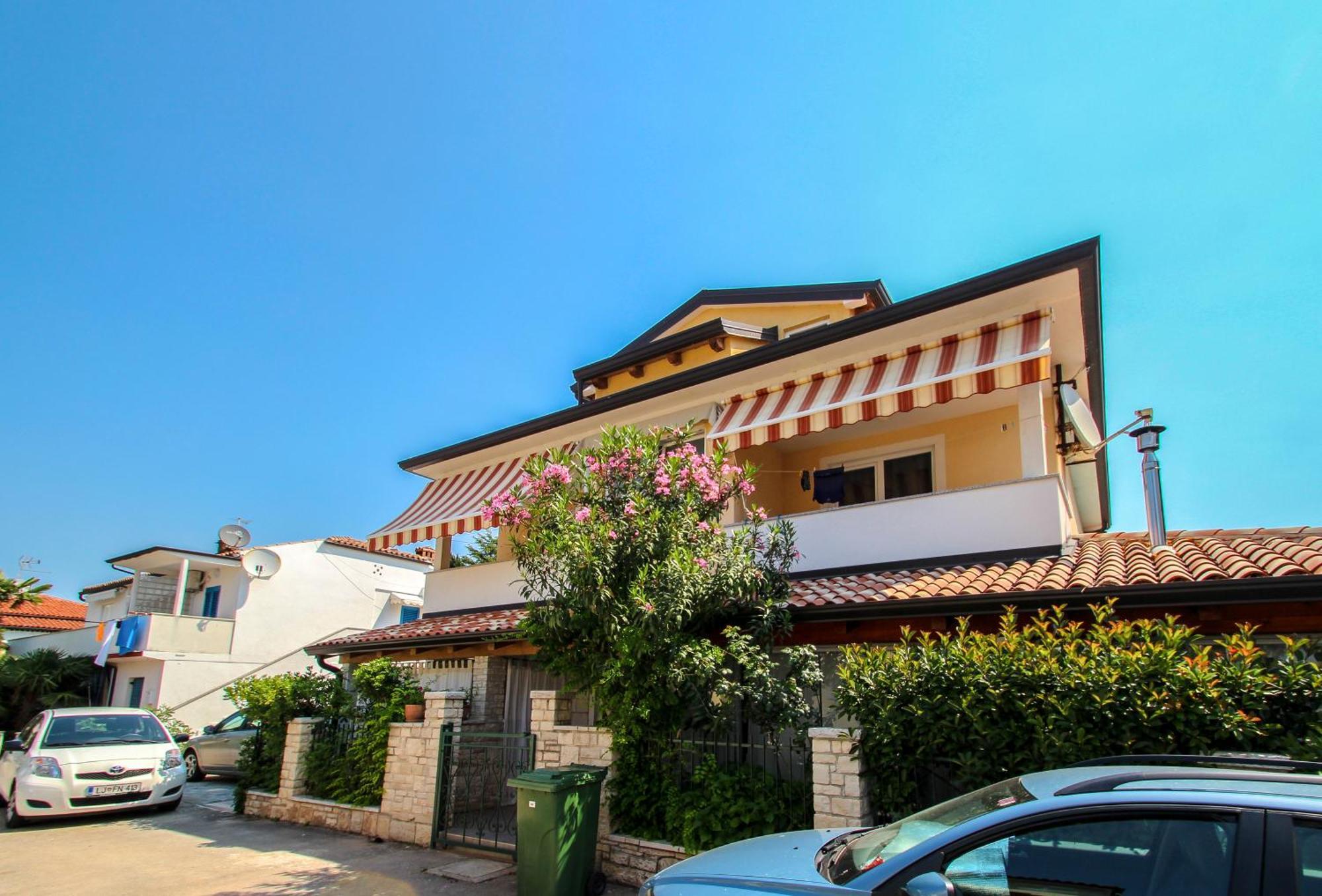 Viviana Damir A2 Apartment Novigrad  Luaran gambar